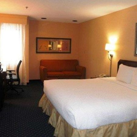 Quality Inn & Suites- Valparaiso Kültér fotó