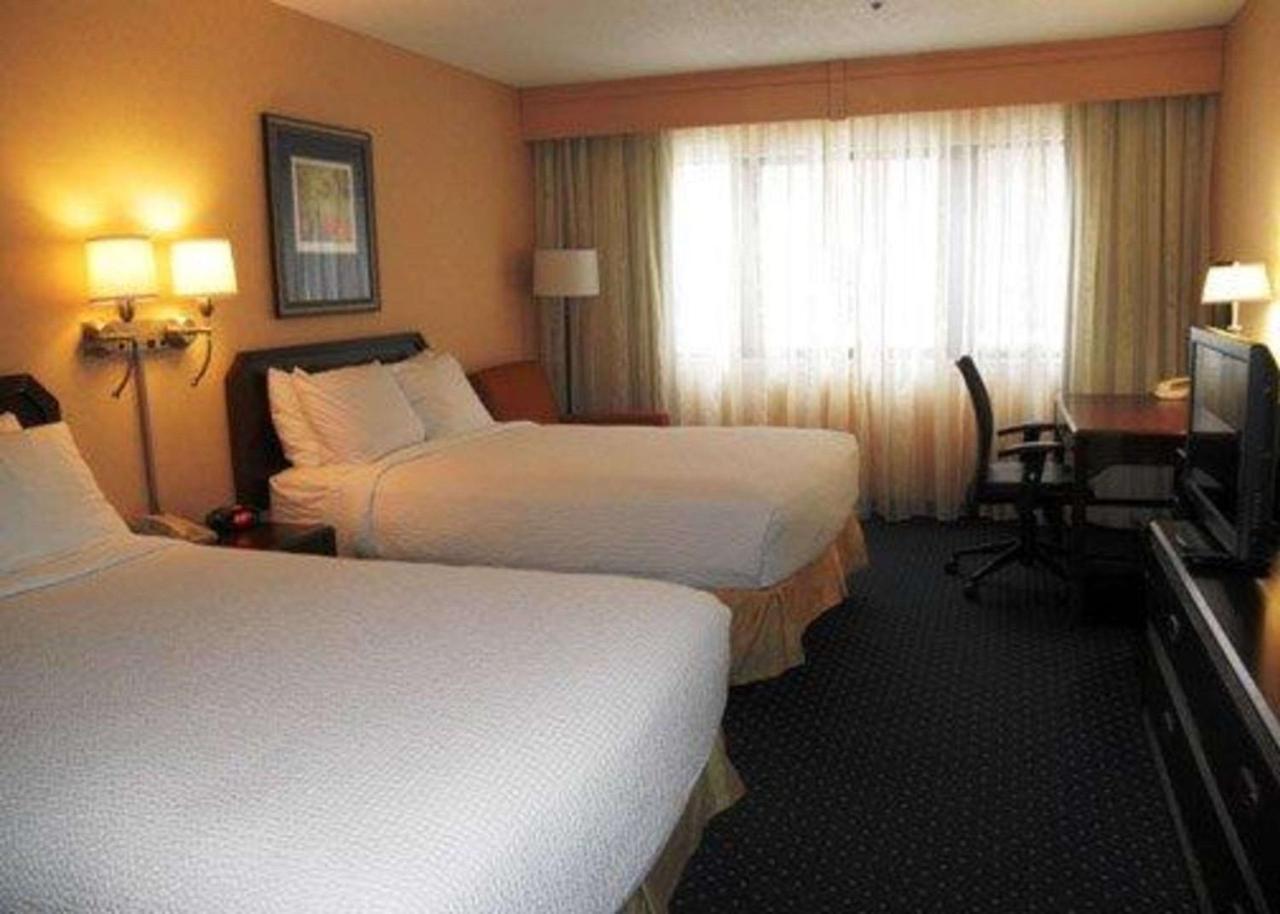 Quality Inn & Suites- Valparaiso Kültér fotó
